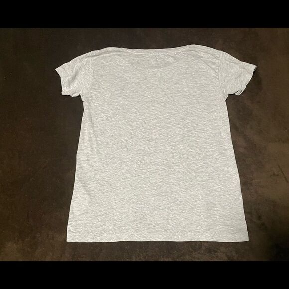 J Crew Hello graphic tee grey size xs fits bigger good condition cracking letter - Picture 2 of 5